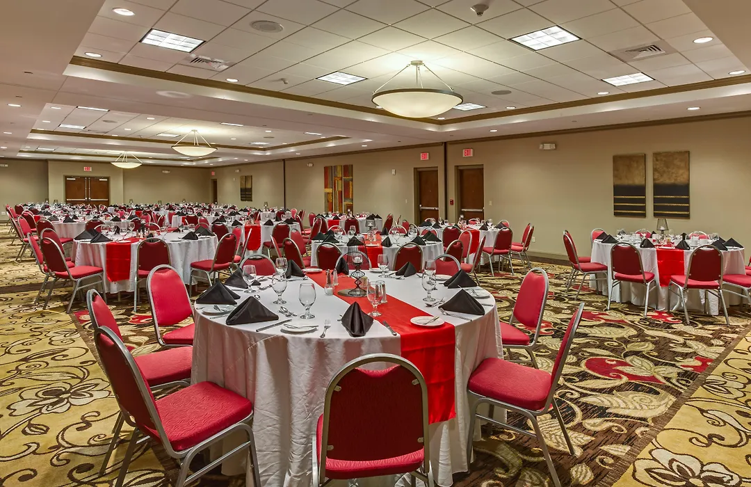 Crowne Plaza Ft Myers Gulf Coast By Ihg-1